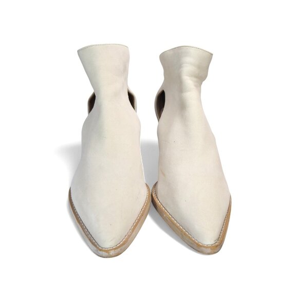 Free People Wilder Pointed Toe Ankle Booties Women's 8/38 Cream Nubuck Leather - Picture 3 of 11